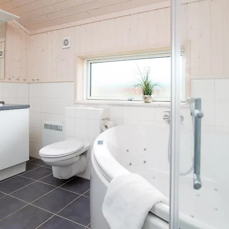 2 Sea C 17 * Großenbrode